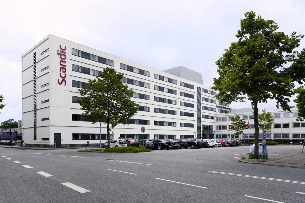 Copyright: : Mads Amgaard Facade, Scandic Aalborg City